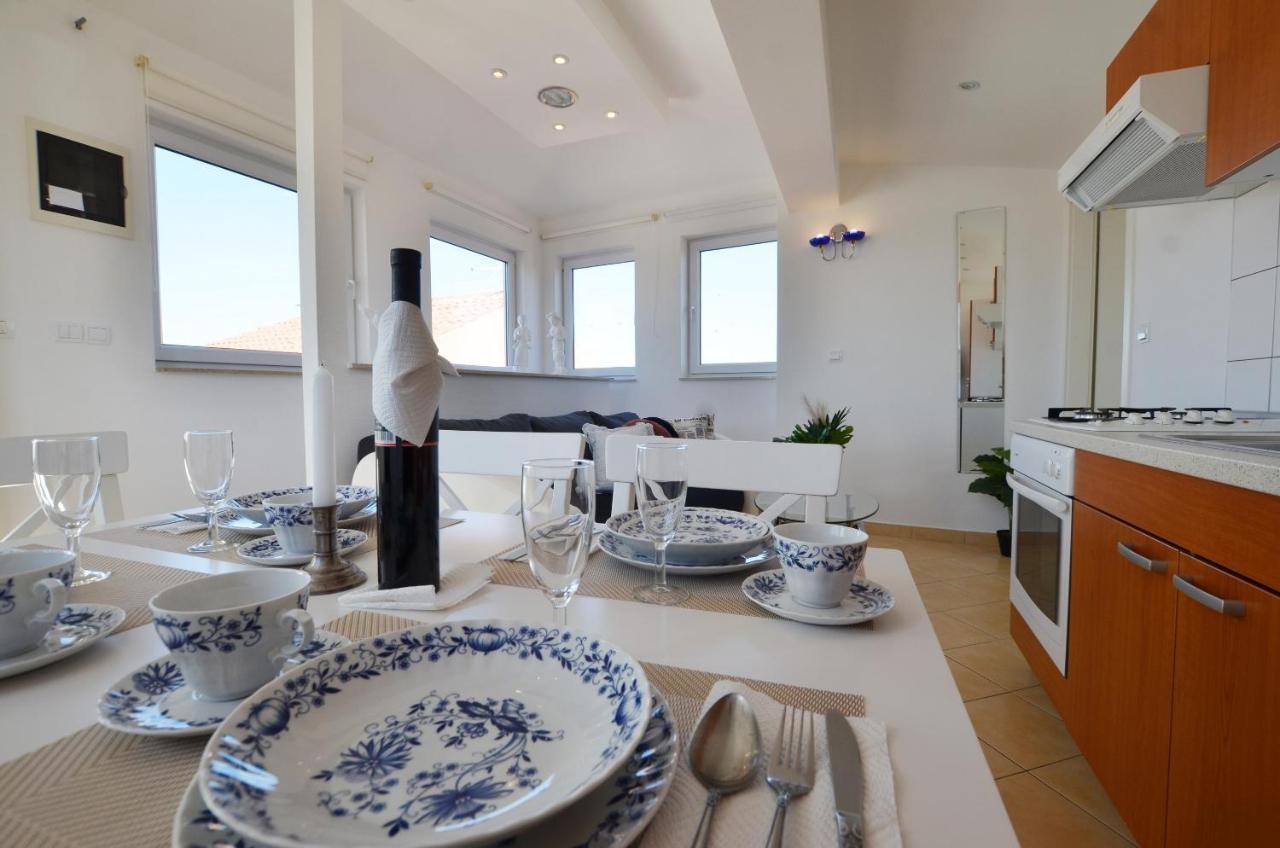 Peter Apartment Rovinj Eksteriør billede
